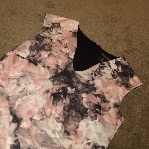 Liz Claiborne Dresses & Skirts - 🛍 NWT 🏷 Sleeveless Floral Dress 👗